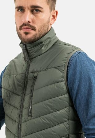 Чоловічий стібаний жилет Camel Active 460200-9E52, зелений, розмір 50