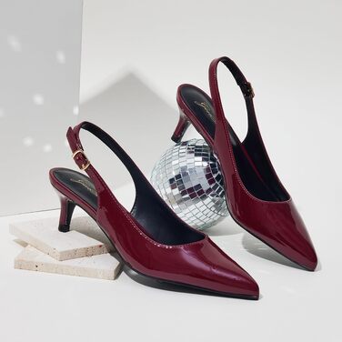 Жіночі елегантні туфлі-човники GENSHUO на низьких підборах (Kitten Heels) з відкритим задником, лакована шкіра, колір винно-червоний, розмір 42 EU
