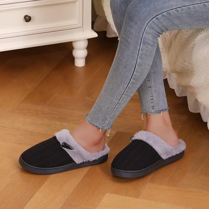 Жіночі зимові капці NineCiFun з плюшу та ефектом пам'яті (Memory Foam), протиковзкі, чорні, розмір 38/39 EU