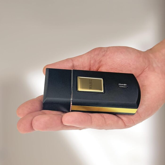 Електрична бритва для подорожей Wahl Travel Shaver Gold Edition — акумуляторна компактна машинка для гоління чоловіків, золотиста