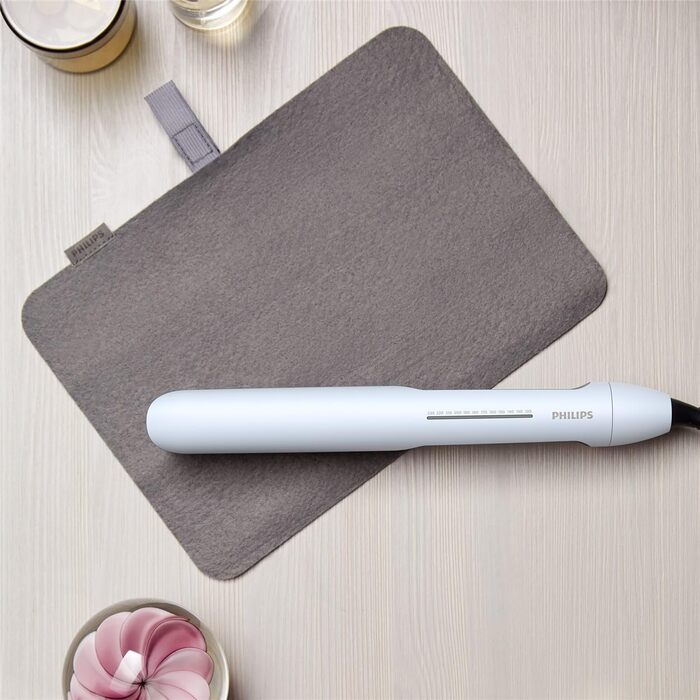 Випрямляч для волосся Philips серії 5000 з технологією ThermoShield, білий (BHS520/00)