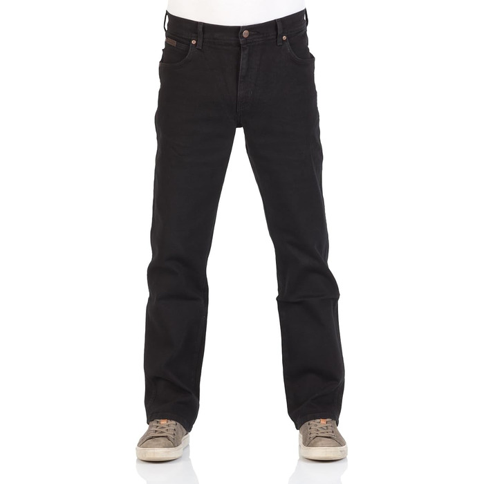 Чоловічі джинси Wrangler Texas Stretch W121XU13M завужені (Tapered), колір Black Overdye, розмір 44W/30L