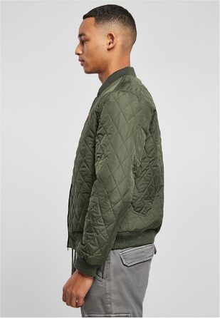 Чоловіча стібана куртка Urban Classics Diamond Quilt Jacket, оливкова, розмір 3XL