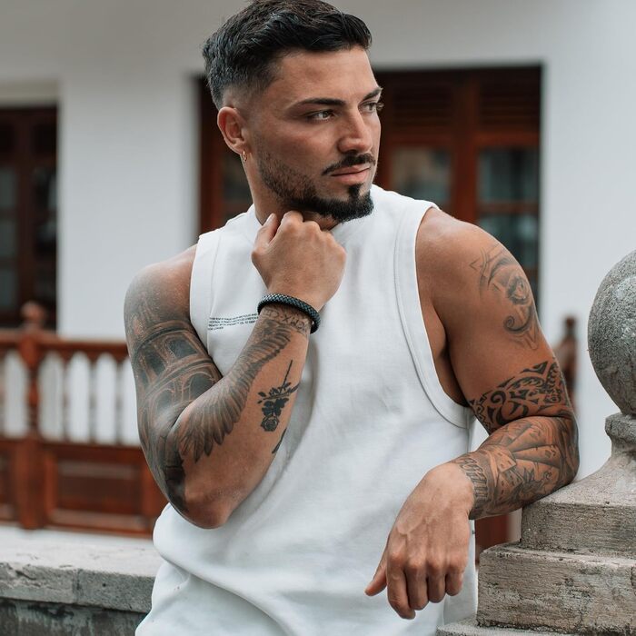 Чоловічий шкіряний браслет SERASAR Premium чорного кольору з магнітною застібкою з нержавіючої сталі, 23 см, у подарунковій коробці