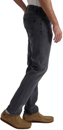 Чоловічі джинси LEE Regular Straight Fit Extreme Motion Maddox, колір Notorious (32W / 32L)
