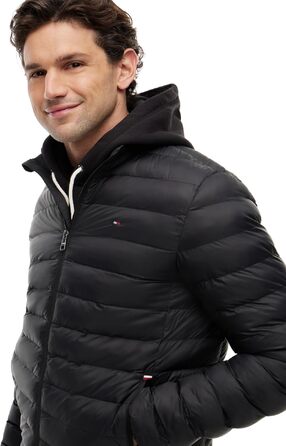 Чоловіча куртка Tommy Hilfiger Core Packable Recycled — легка компактна вітровка, чорна, розмір M