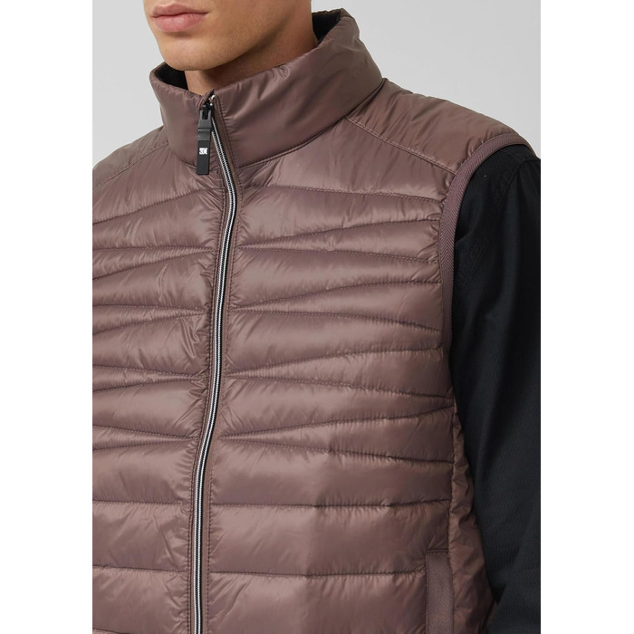 Чоловічий стібаний жилет s.Oliver 2173902, коричневий, розмір XL