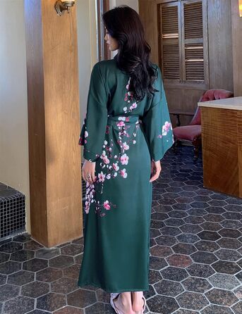 Жіночий халат з довгим рукавом з шовку та атласу з квітковим принтом (сливові квіти, темно-зелений)
