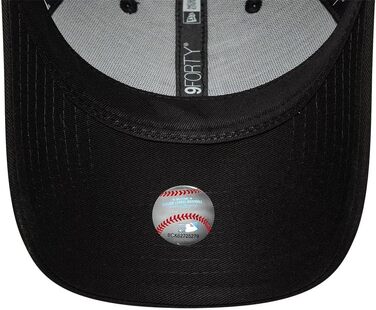 Жіноча кепка New Era New York Yankees MLB Satin Rose 9Forty — регульована бейсболка з атласу, рожева