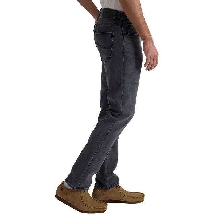 Чоловічі джинси LEE Regular Straight Fit Extreme Motion Maddox, колір Notorious (32W / 32L)